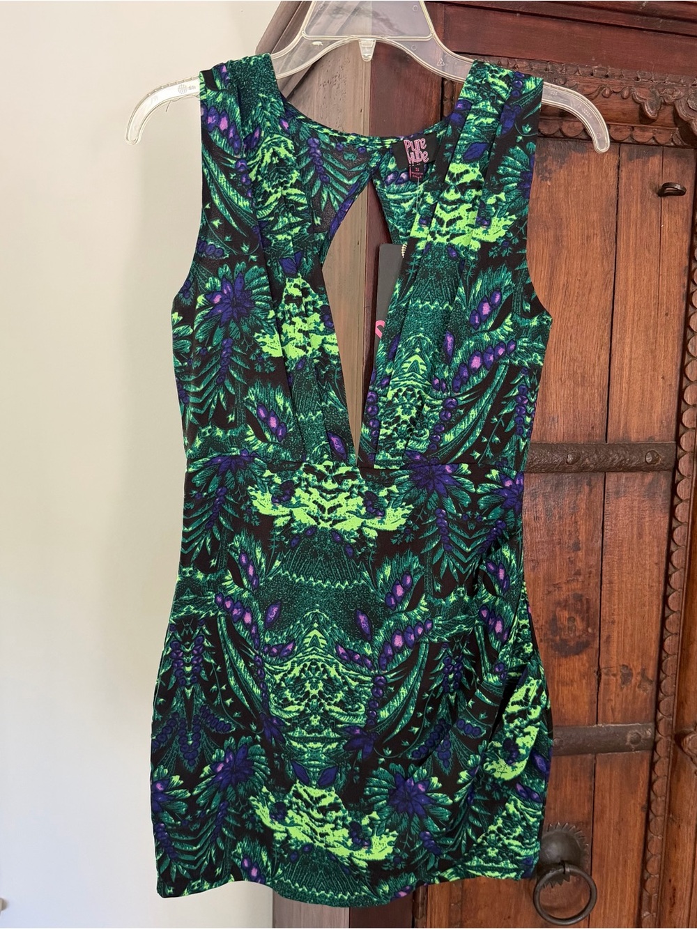 Green & Black Deep Plunge Sleeveless Dress